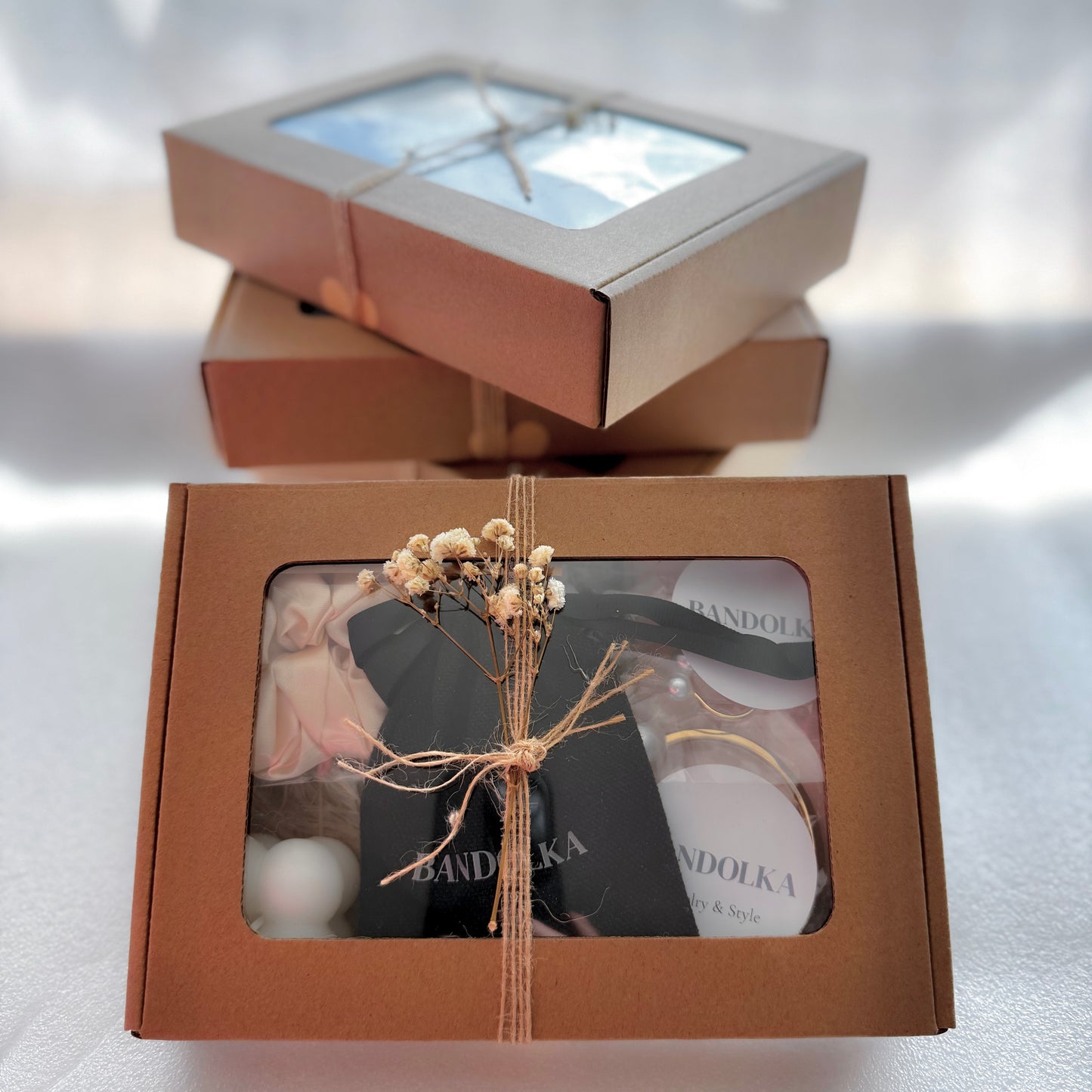 BANDOLKA Gift Box with minimalist necklace