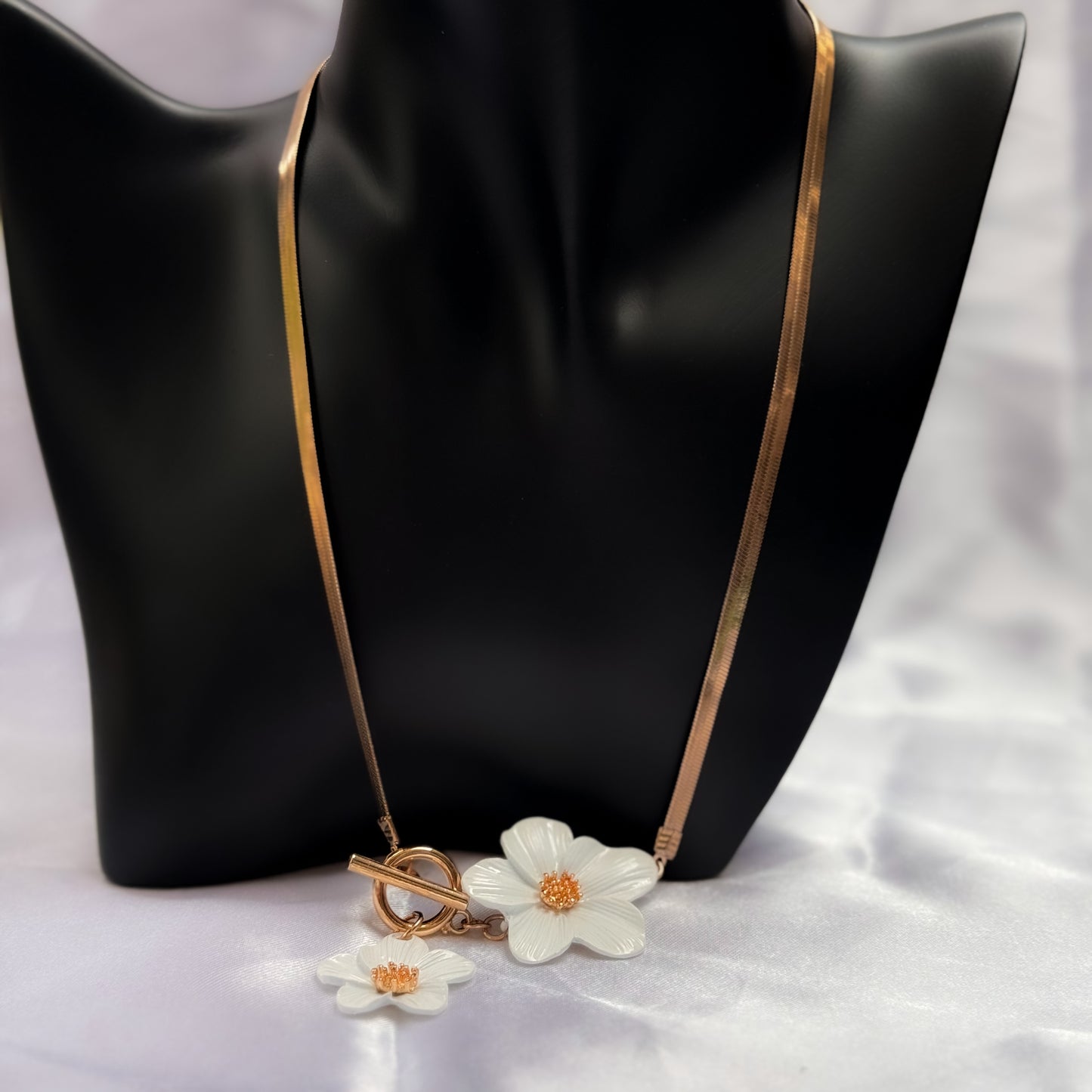 Cloud Kiss Necklace