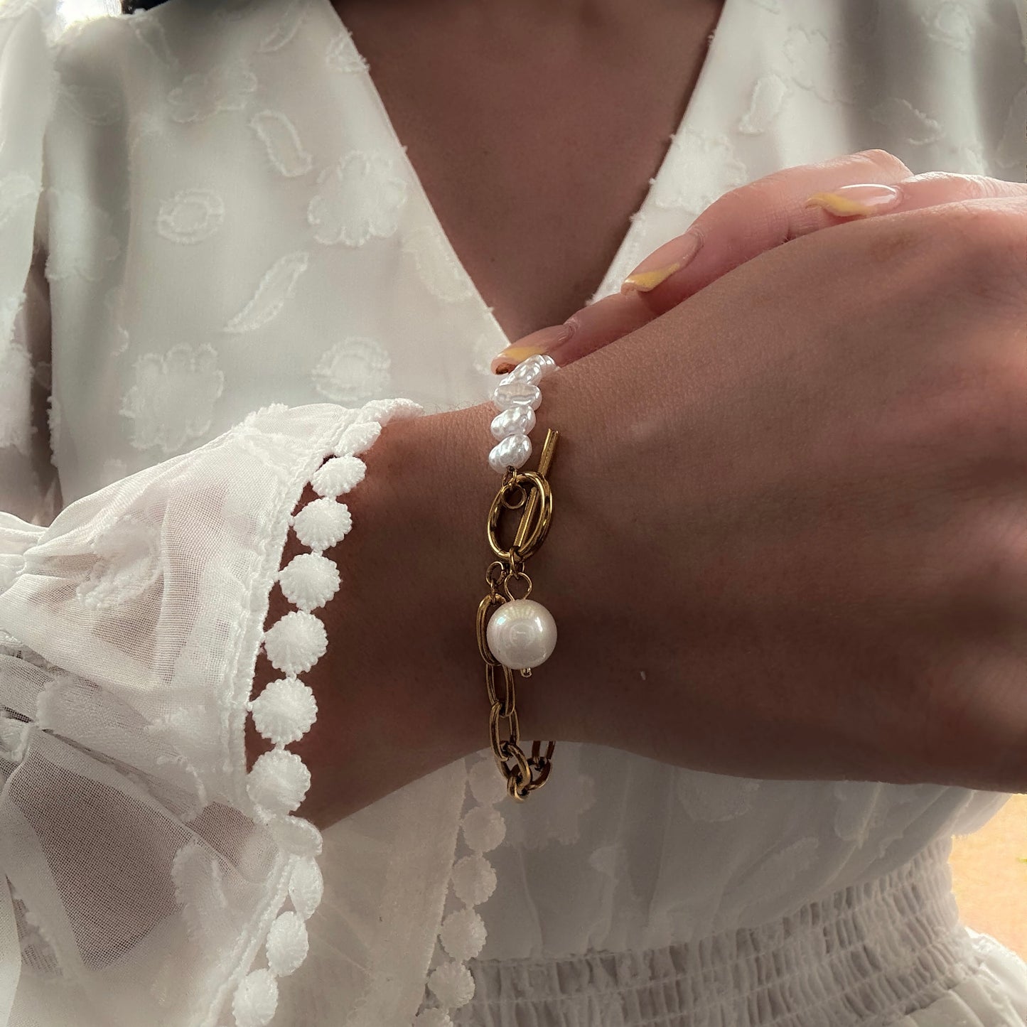 Pearl Glow Bracelet