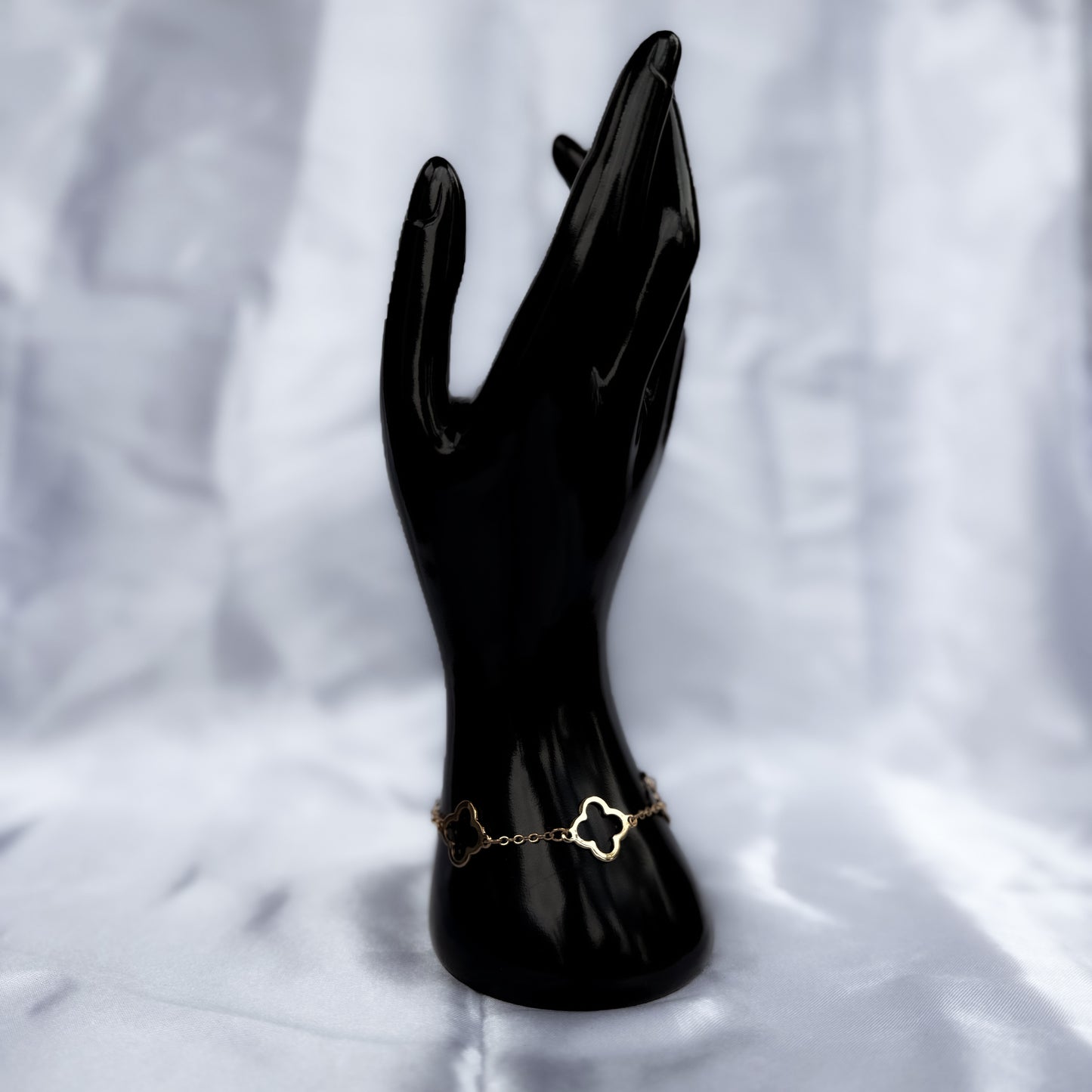 Minimal Wave Bracelet