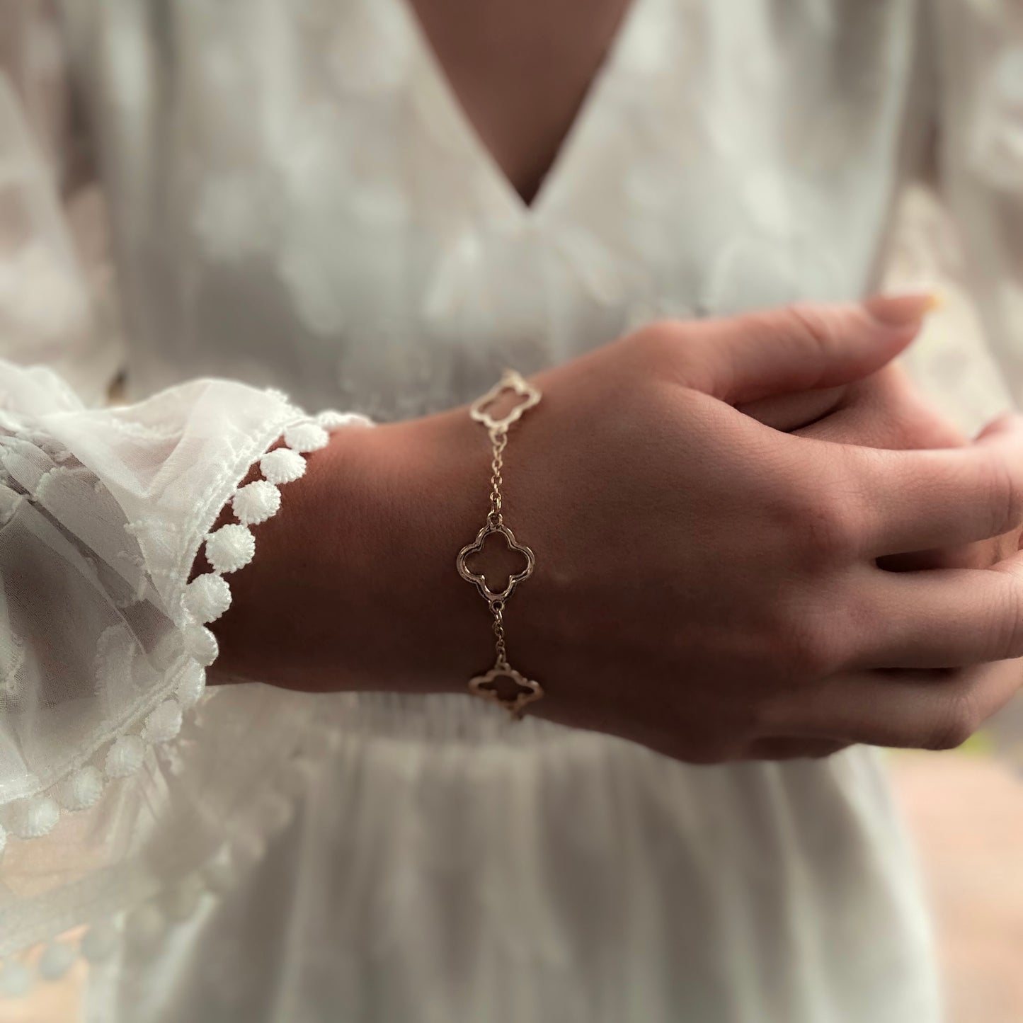 Minimal Wave Bracelet