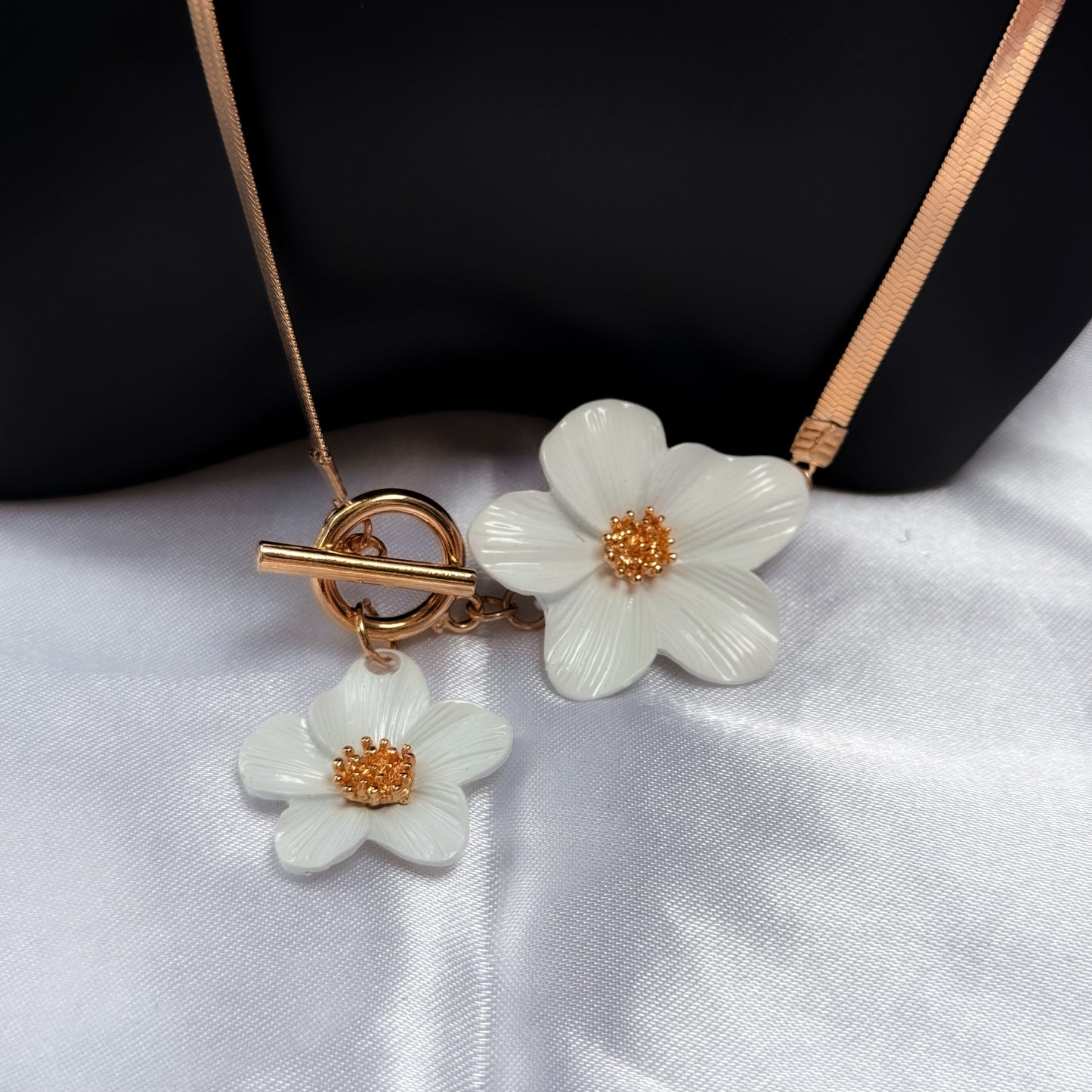Cloud Kiss Necklace